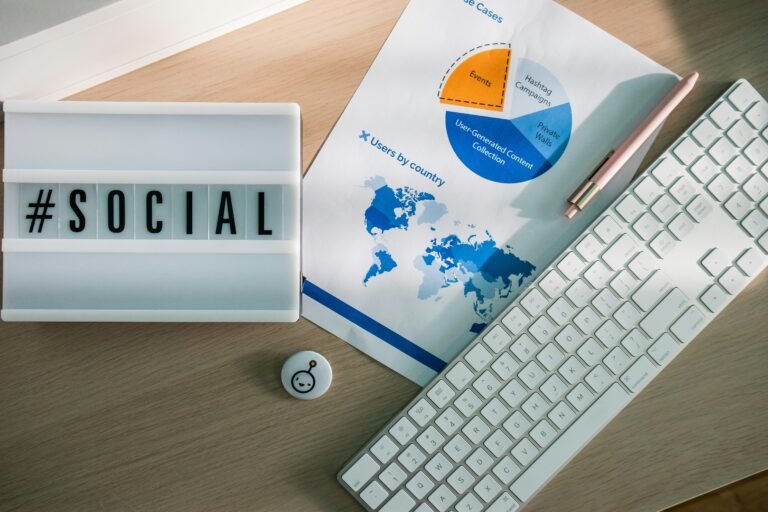 How Small Businesses Can Generate Leads Using Social Media Marketing
